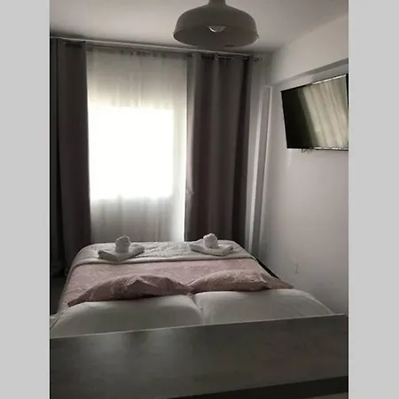 Loft Moderno Y Acogedor Centrico Y Silecioso נרחה